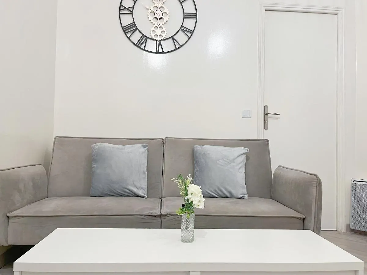 Bel Appartement Au Marais De Paris Fransa